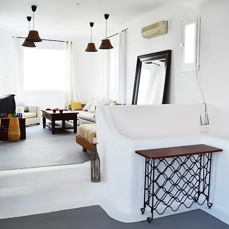 Terra Rock * Super Paradise Beach (Mykonos)